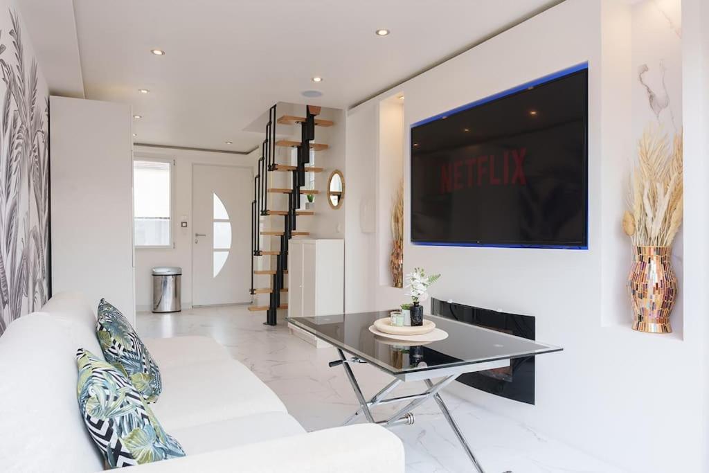 Moana Jacuzzi Proche De Paris Apartment