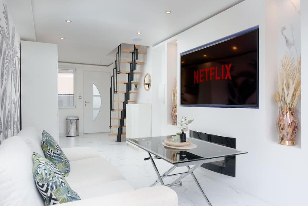 Moana Jacuzzi Proche De Paris Apartment